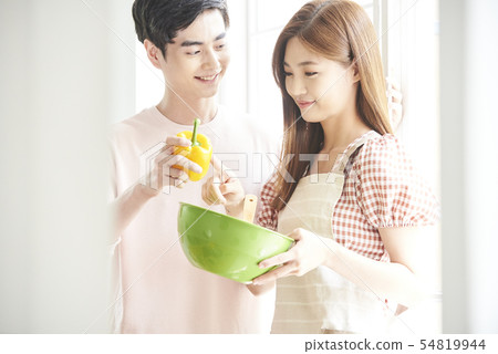 Couples Lifestyle Cuisine Couples Lifestyle Cuisine 54819944