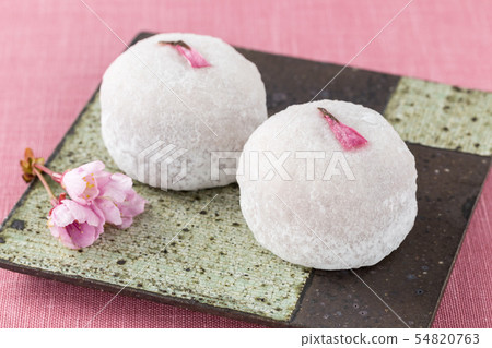 Sakura Dai Fook Sakura Dai Fook 54820763
