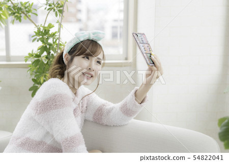 年輕女子自拍 年輕女子自拍 54822041