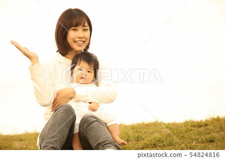 笑臉父母和孩子 笑臉父母和孩子 54824816