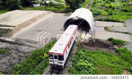 鳥瞰圖北海道Rikubetsu Rikubetsu鐵路Furusato銀河線火車 鳥瞰圖北海道Rikubetsu Rikubetsu鐵路Furusato銀河線火車 54828471