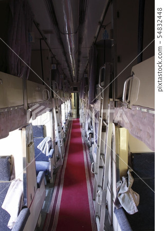 24 Series passenger cabin (Poppo Hill, Olone 24-2) 54832448