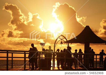 沖繩石垣島的晚上風景 54832908