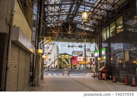 愛知縣名古屋市風景Enryuji寺購物街 54837059