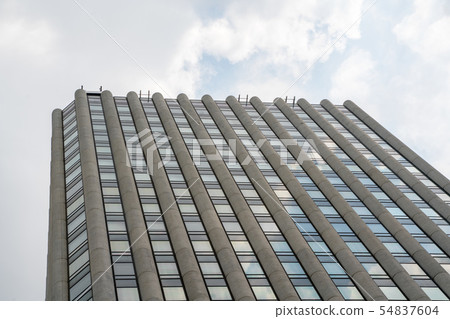 Window cleaning gondola hanging device Window cleaning gondola hanging device 54837604