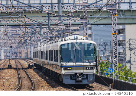 通勤火車運行圖像 54840110