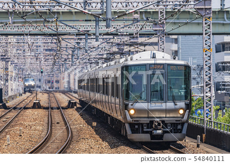 通勤火車運行圖像 通勤火車運行圖像 54840111