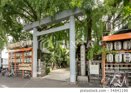 位於東京築地市的波軛神社 位於東京築地市的波軛神社 54841198