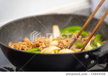 Fried vegetables 54844508