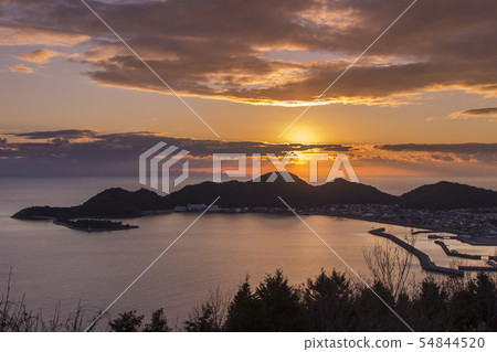 山口縣Muroroshi Bay / Hikaru市的日落 54844520