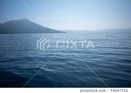 北海道的支笏湖 54847316