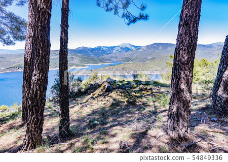 landscape of the sierra de guadarrama. madrid landscape of the sierra de guadarrama. madrid 54849336