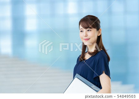 Female employee Business woman Business image Woman working computer 54849503
