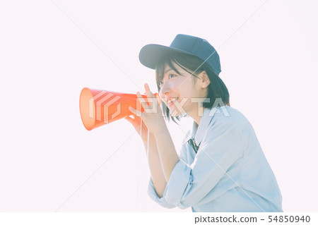 支持高中棒球的高中女孩 54850940