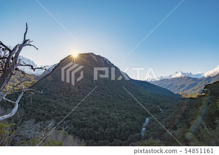 milford sound, fjord, hardangerfjord 54851161