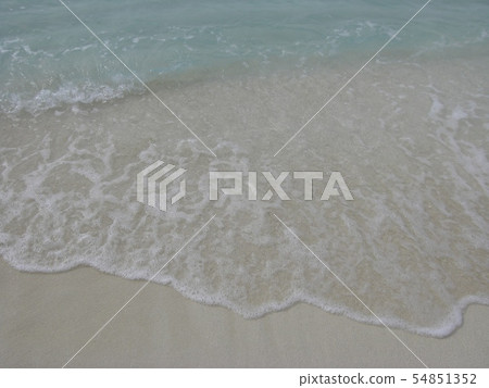 Transparent wave 54851352