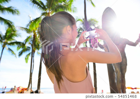 Waikiki tourist woman in Honolulu on Oahu Hawaii 54851468