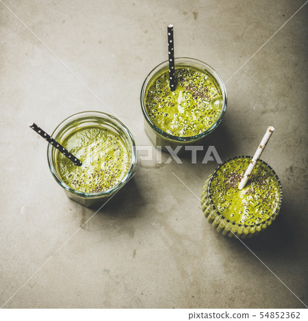 Vegan vegetable and fruit smoothies with chia 54852362