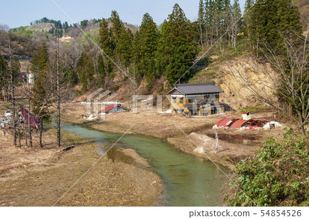 Niigataken Chuetsu地震的傷痕 54854526