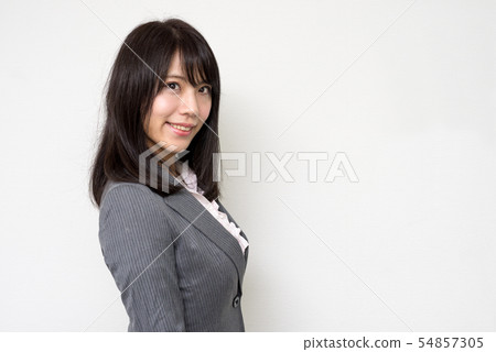 側身看的女人 側身看的女人 54857305