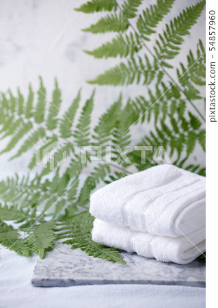 Beautiful composition of spa treatment with white 54857960