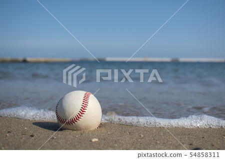 Ball that wears a wave Ball that wears a wave 54858311