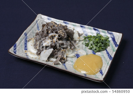 Senmai Senmai Senmai Sashimi Izakaya Cuisine Sake Appetizers Snacks Meat Sashimi Vinegar Miso Sauce Beer 54860950
