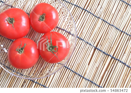 Tomato   54863472