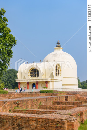 Parinirvana Stupa and temple, Kushinagar, India Parinirvana Stupa and temple, Kushinagar, India 54863885