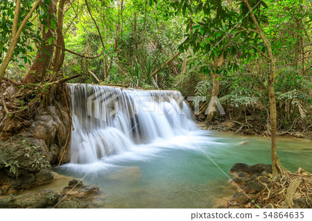 Huai Mae Khamin Waterfall, Khuean Srinagarindra 54864635