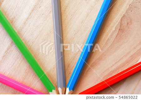 Colored pencil Colored pencil 54865022