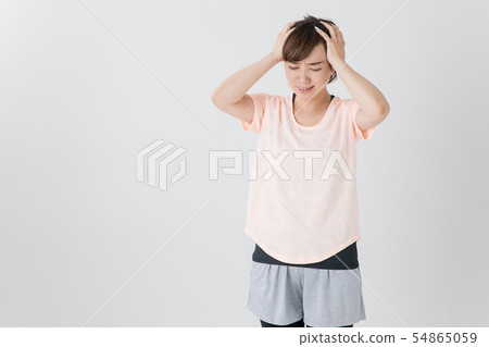 運動裝的女性 運動裝的女性 54865059