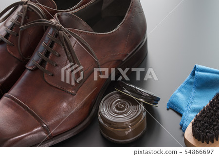 意大利製造的護理皮鞋 意大利製造的護理皮鞋 54866697