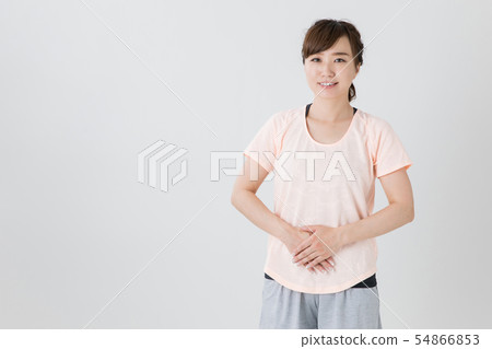 運動裝的女性 54866853