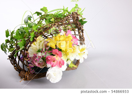 flower arrangement  54866933