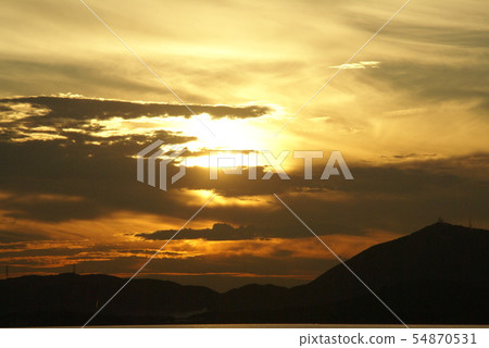 Sunset of the Seto Inland Sea Sunset of the Seto Inland Sea 54870531