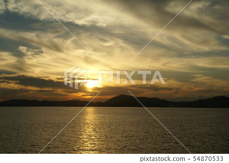 Sunset of the Seto Inland Sea 54870533