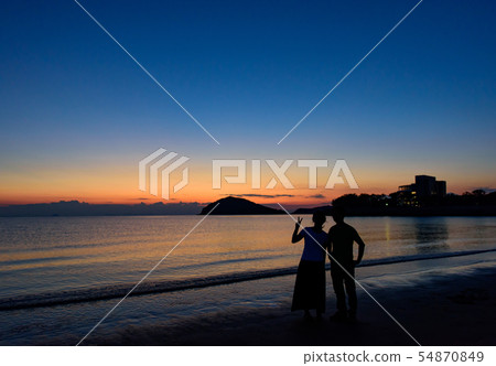 Stock Photo: parents beach beach, Kagawa prefecture, Santoyo city, sea, scenery, two shot 54870849