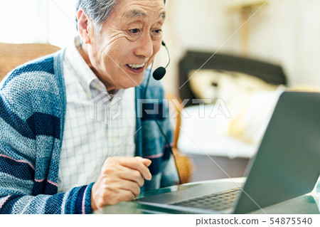 Senior online personal computer 54875540