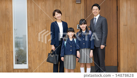 Middle Family Image 54878628