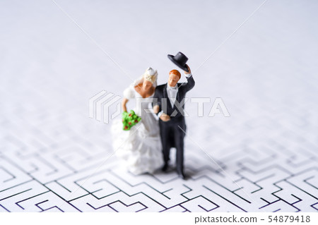 迷宮，婚姻 54879418