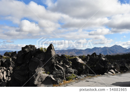 岩石山天空雲彩 岩石山天空雲彩 54881985
