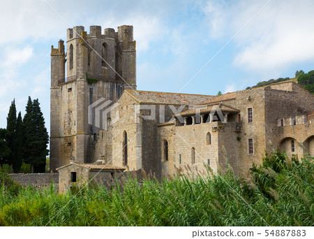 Image of Castle of Abbey Sainte-Marie d'Orbieu, part of history of Lagrasse 54887883