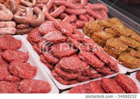 Meat showcase of supermarket 54888252