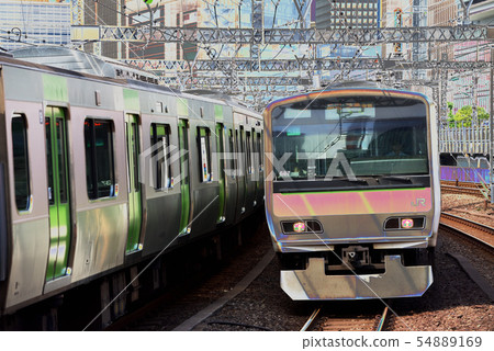 Commuter train E231 series Yamanote line image that runs in the city center Commuter train E231 series Yamanote line image that runs in the city center 54889169