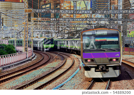 通勤列車山手線E 231系列圖像在市中心運行 54889200