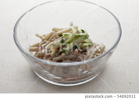 Beef bowl salad Beef bowl salad 54892011