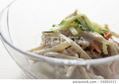 Beef bowl salad Beef bowl salad 54892013