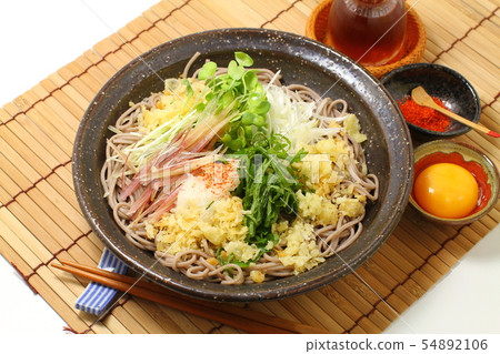 涼拌蕎麥麵和天婦羅,冷蕎麥麵 涼拌蕎麥麵和天婦羅,冷蕎麥麵 54892106