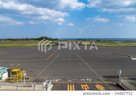Oki Nagarebe Airport Apron 54897752
